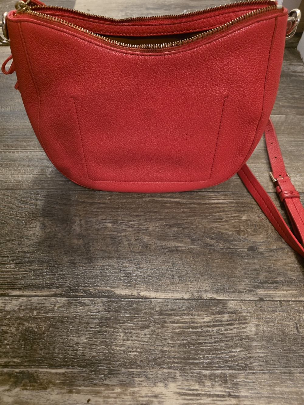 kate spade red pebble leather crossbody with tassel - Picture 7 of 8